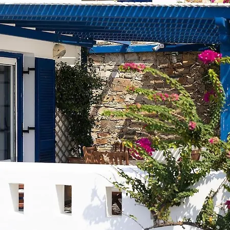 Elanora Villa *