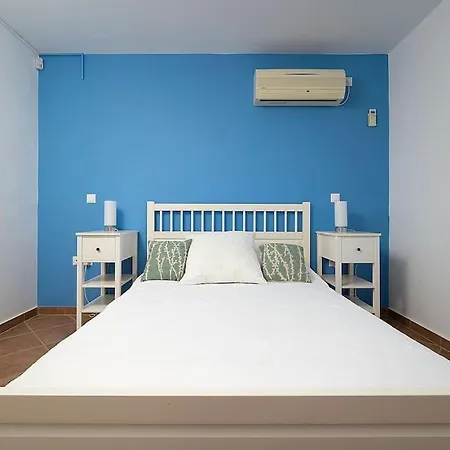 Elanora Villa *